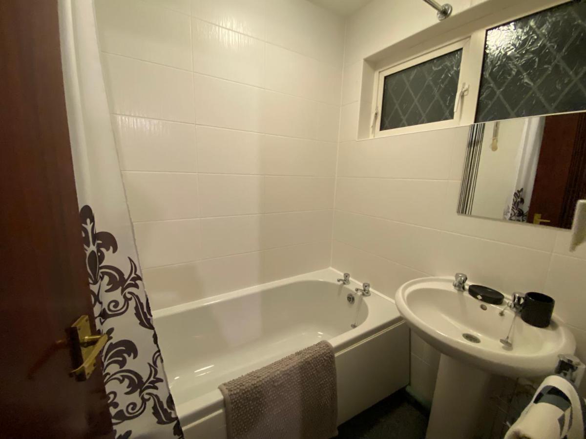 Serene 4Br In Harborne Close To Qe Hospital, Harborne Centre Birmingham Zewnętrze zdjęcie